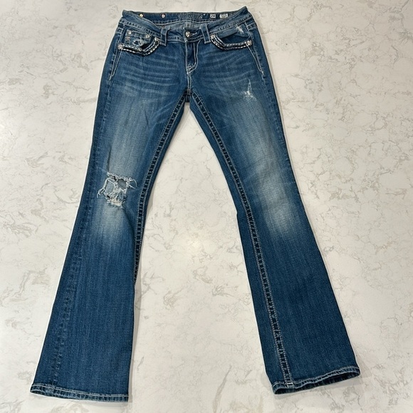 Miss Me Signature Boot Embellished Jeans Distressed Size 28 Women’s - Picture 3 of 16